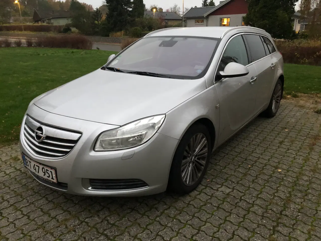 Billede 1 - Opel Insignia Sport Tour 2,0 CDTi st.car med træk