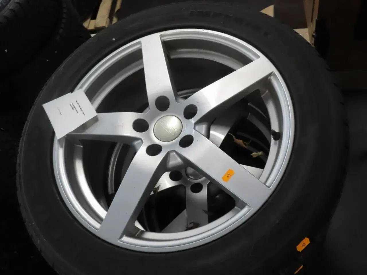Billede 1 - 4 stk. Alufælge 235/50R18