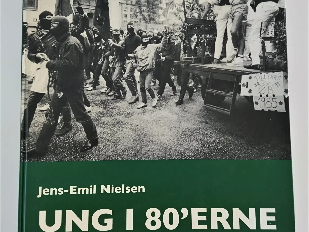 Billede 1 - Ung i 80'erne. Af Jens-Emil Nielsen