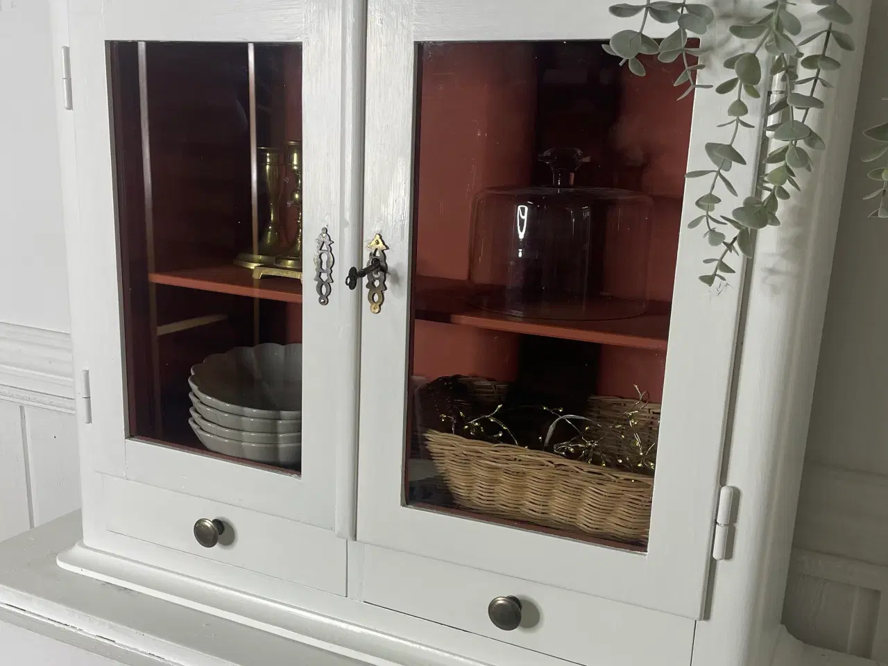 Billede 3 - Gammelt vitrineskab