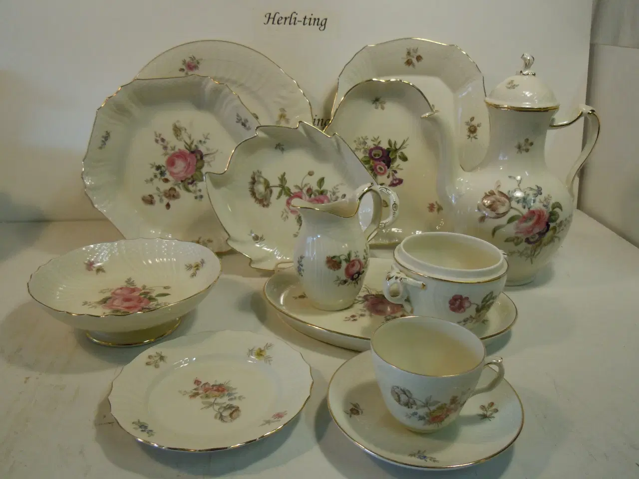 Billede 1 - OPHØR 20-50% rabat på KGL Frijsenborg. Pris fra