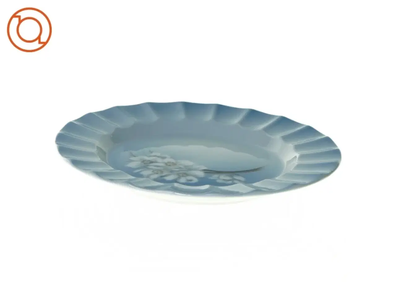 Billede 3 - Lille tallerken 2927-9932 1. sortering fra Royal Copenhagen (str. 18 cm)