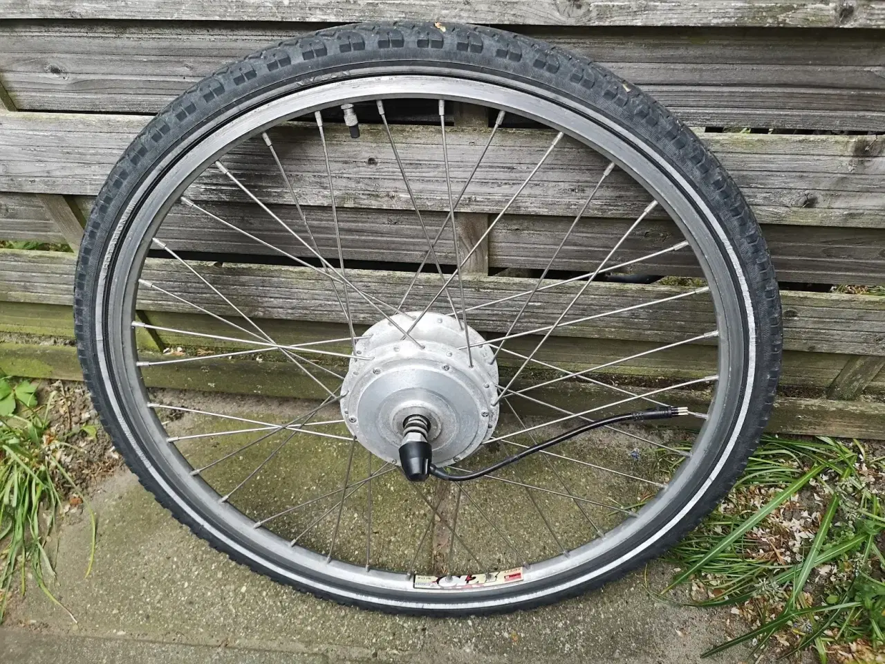 Billede 1 - 26" cykelhjul med motor 36 volt