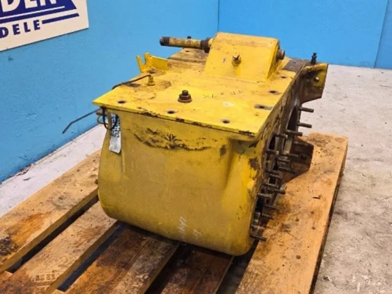 Billede 13 - New Holland TX68 Gearkasse Hus 89819909