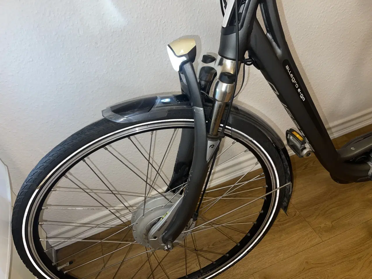 Billede 9 - flot batavus allegro e go dame elcykel 28" 7 gear.