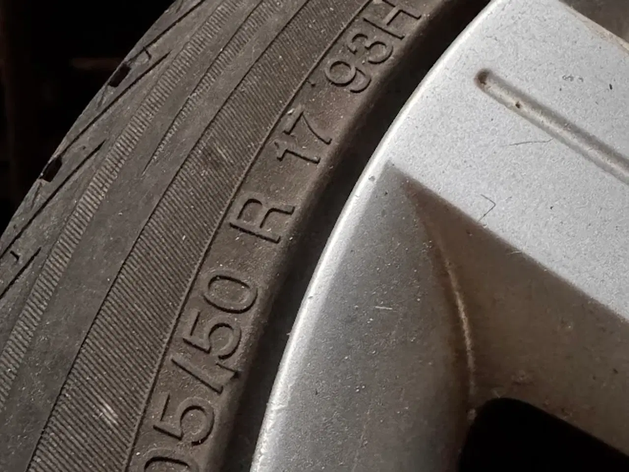 Billede 2 - 17" Original BMW alufælge m. vinterdæk fra BMW e90