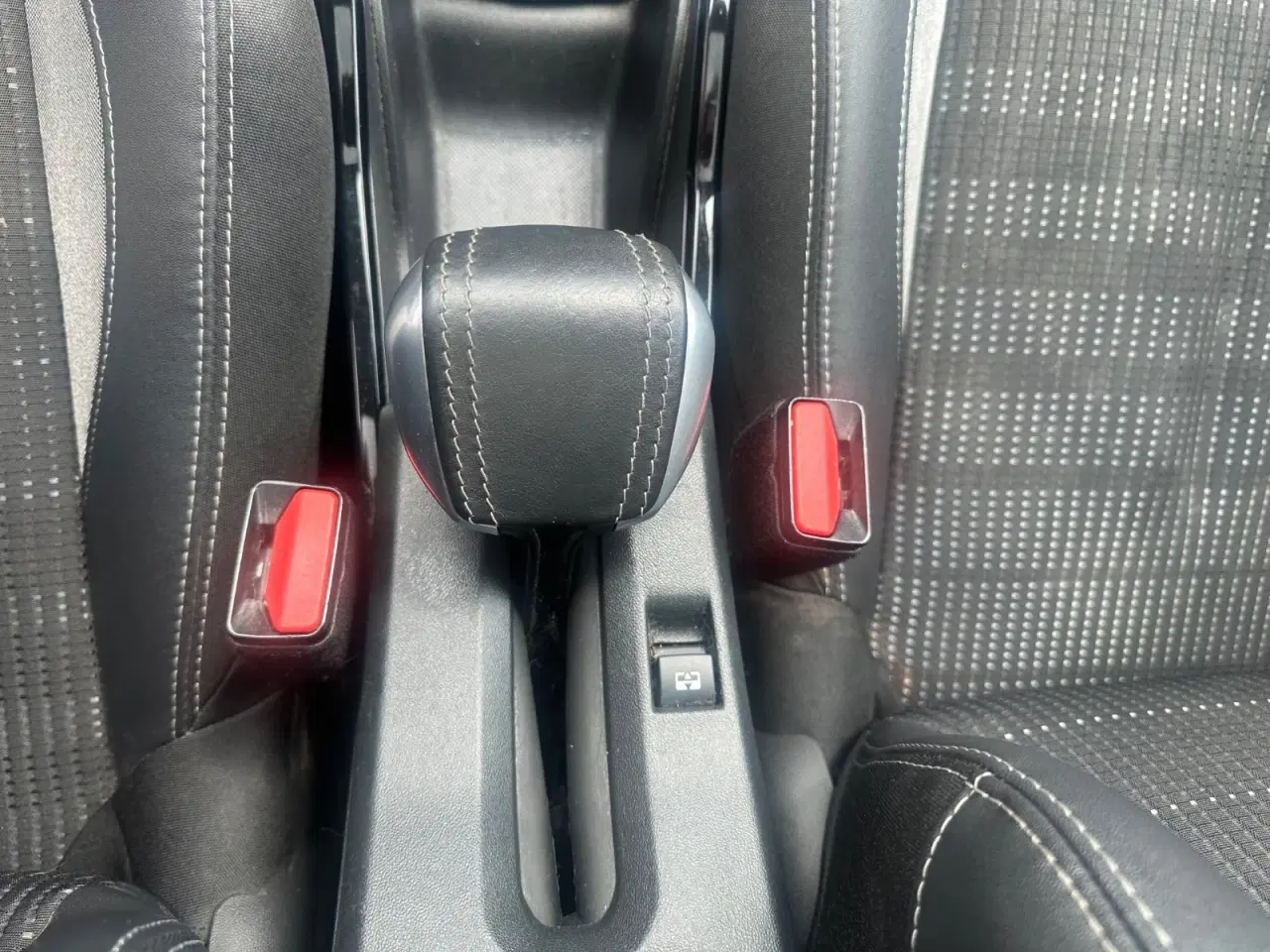 Billede 21 - Peugeot 2008 1,2 e-THP 110 Selection Sky