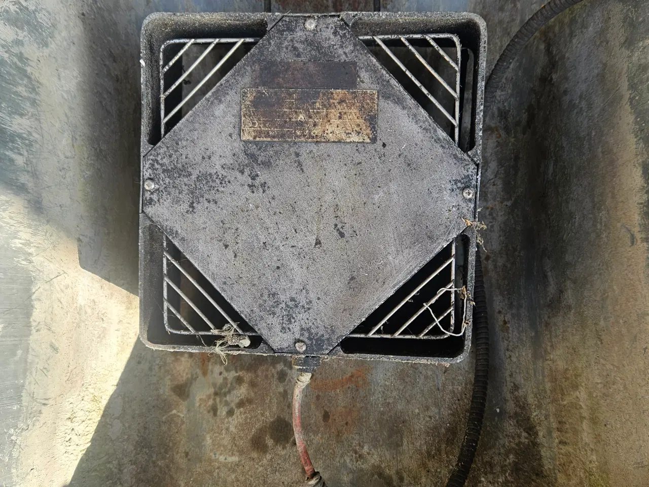 Billede 3 - Motor til røgsuger