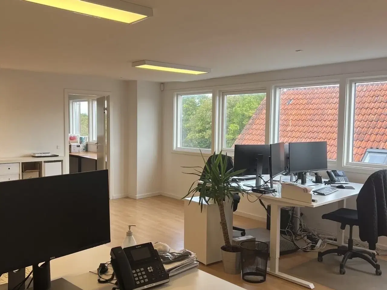 Billede 8 - Super velbeliggende lager med kontor