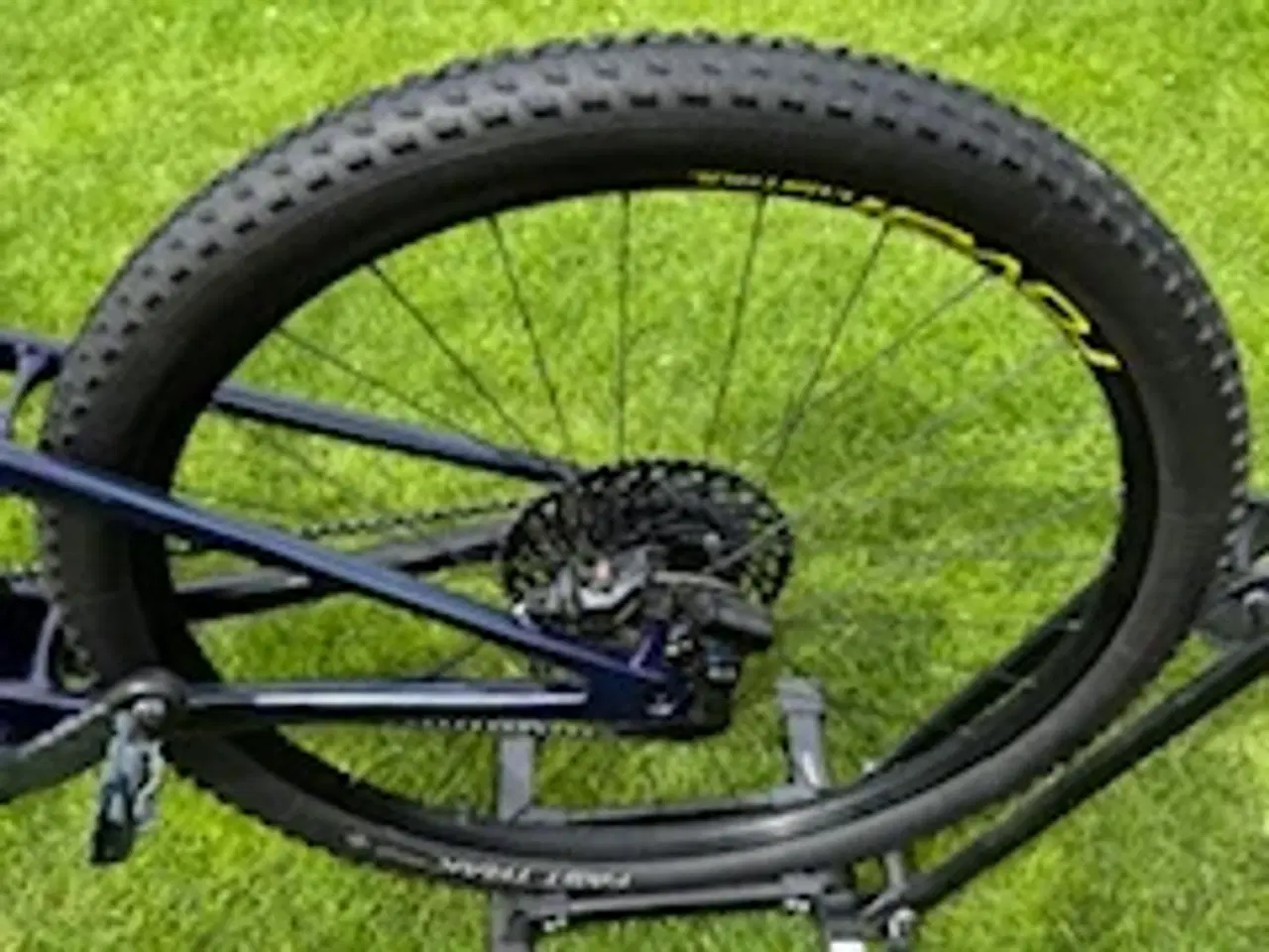 Billede 2 - Meget velholdt  spezialied mountainbike 