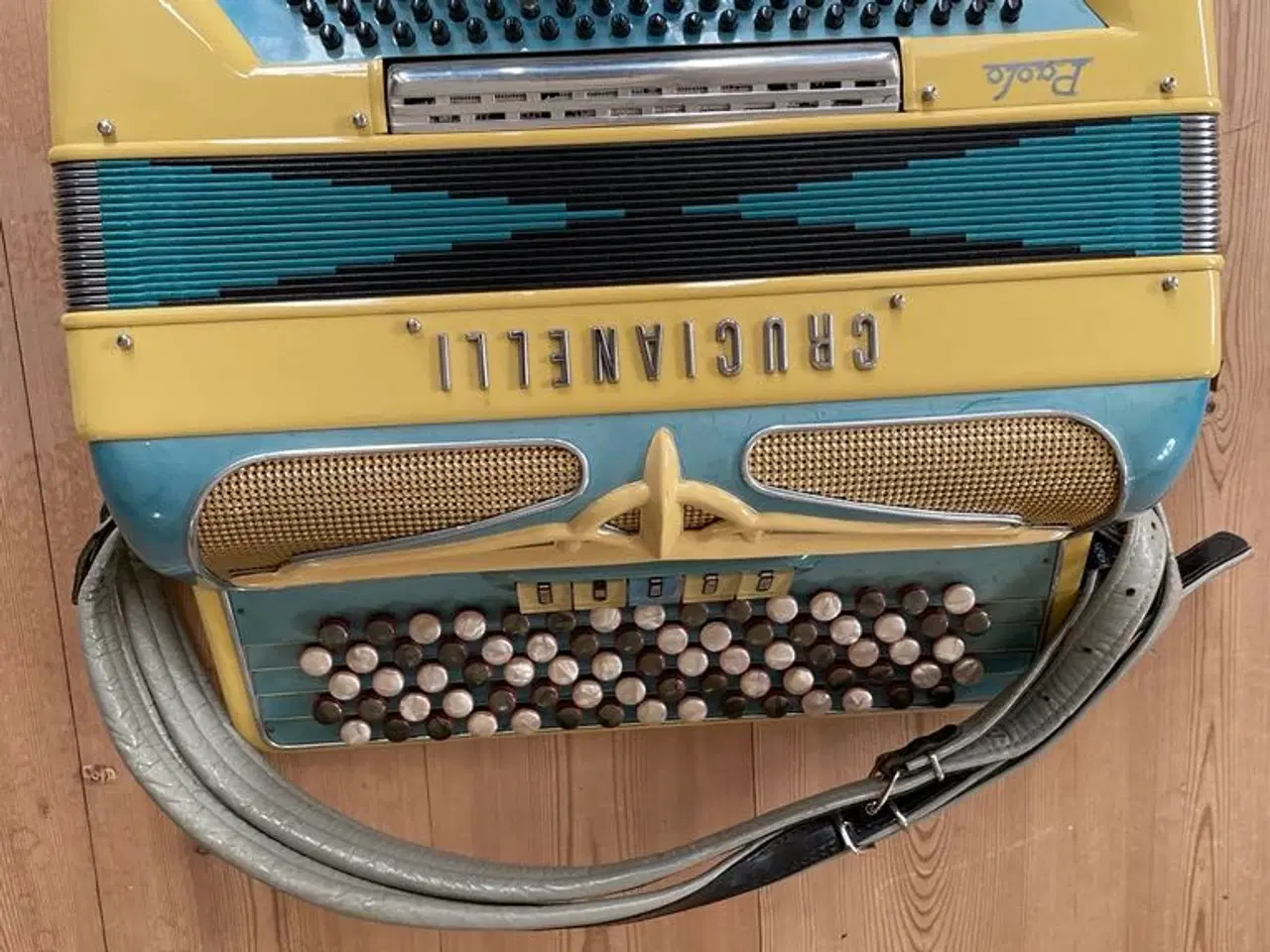 Billede 4 - Crusianelli knapharmonika 37/96