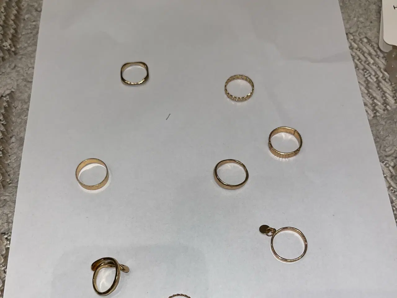 Billede 1 - flotte 8 guld ringe
