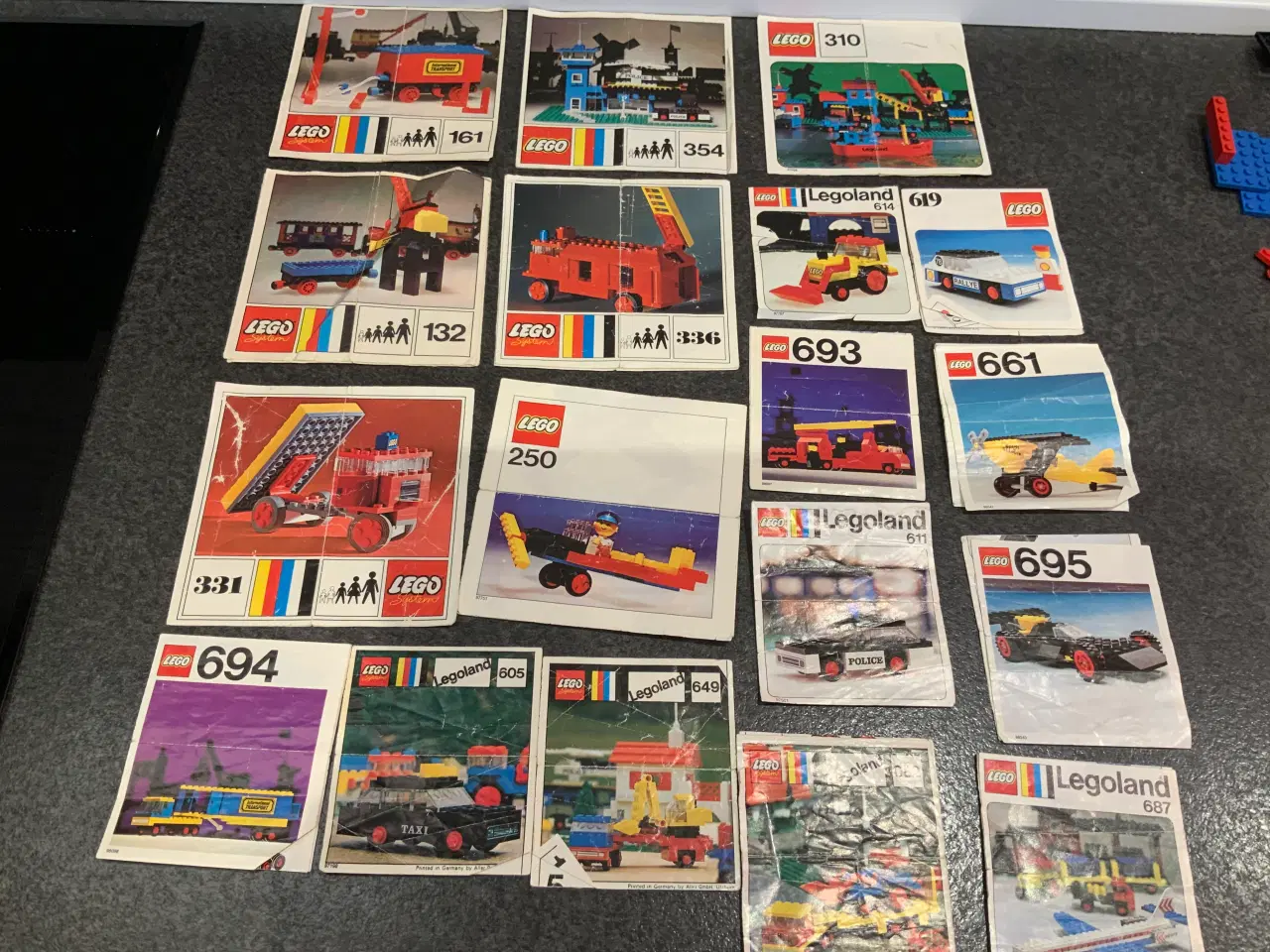 Billede 2 - Gammelt lego og manualer