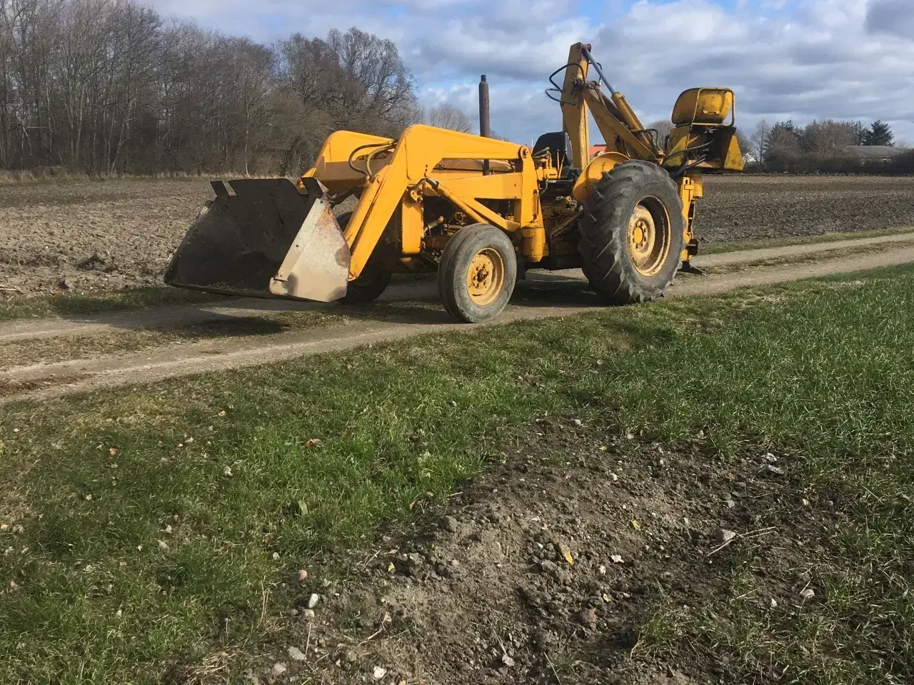 Billede 7 - Søger BILLIG D. Traktor m frontlæsser klipper OK 