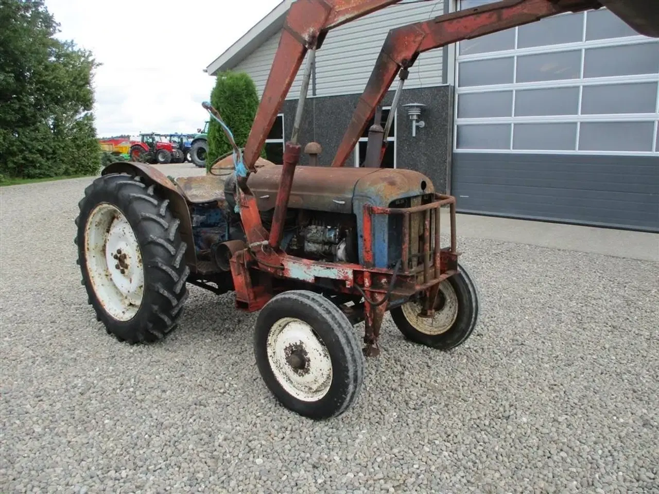 Billede 7 - Fordson Frontlæsser med skovl og beslag fra Ford Major. Kan nemt tilpasse andre traktorer.
