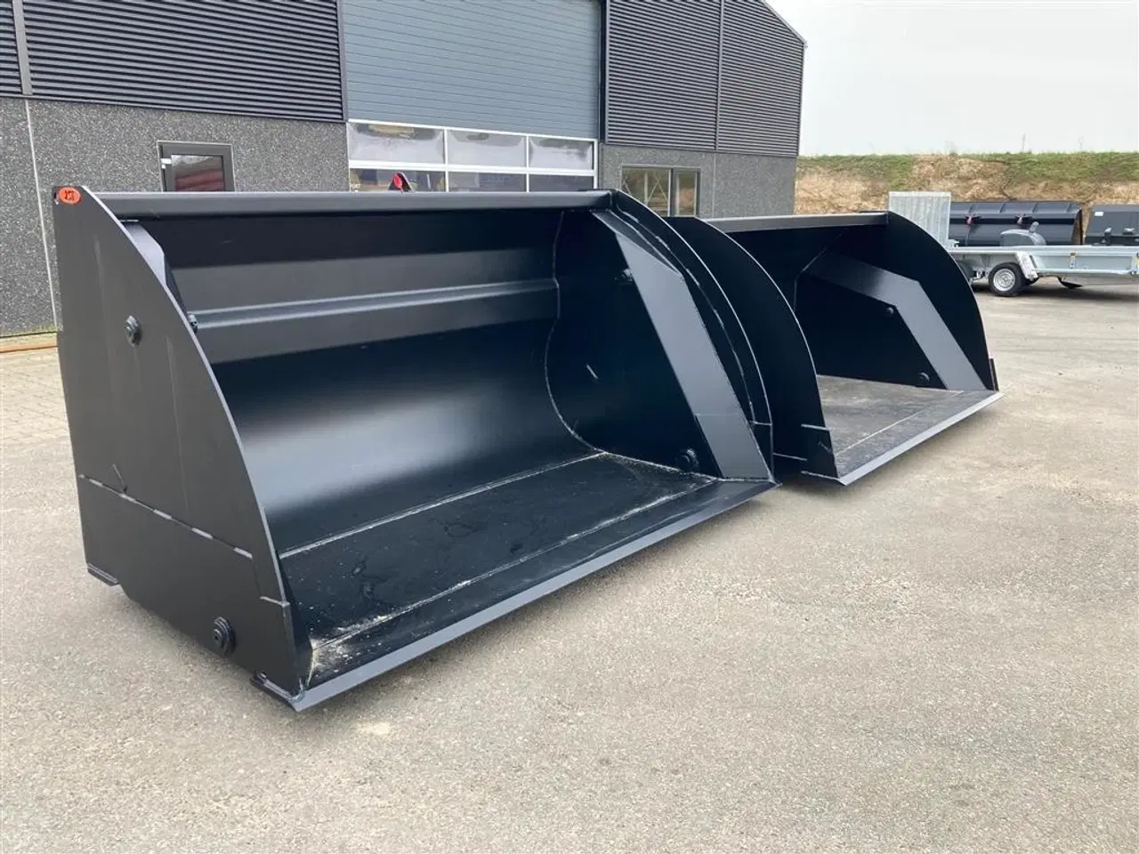 Billede 8 - Kirk Højtipskovl Kirk højtipskovl Volvo ophæng bredde 2800
