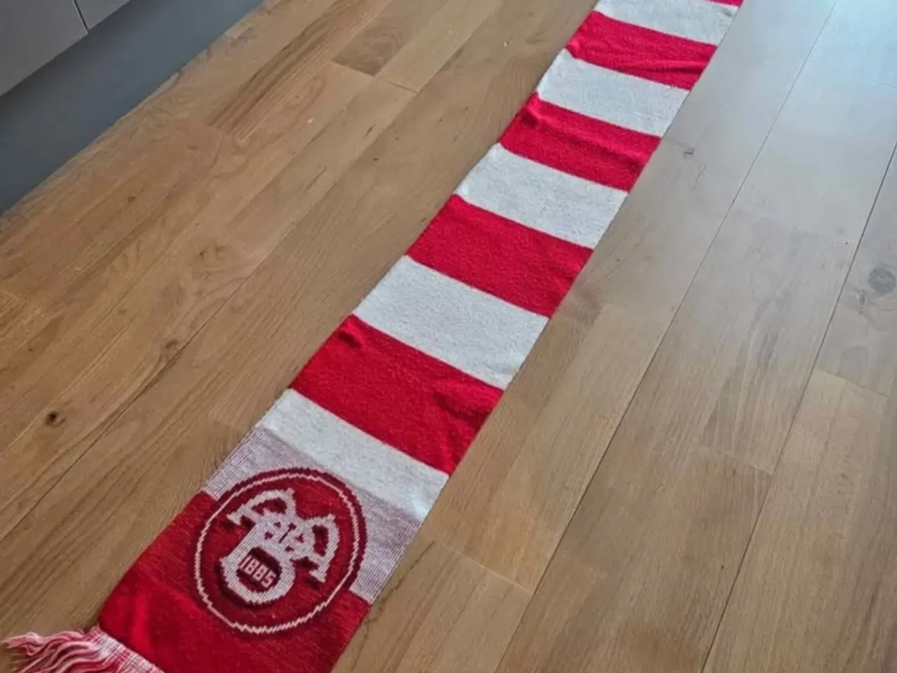 Billede 2 - AAB Halstørklæde 