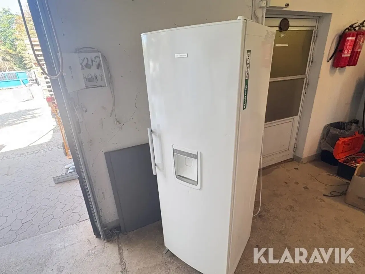 Billede 1 - Køleskab Electrolux ERES38820W