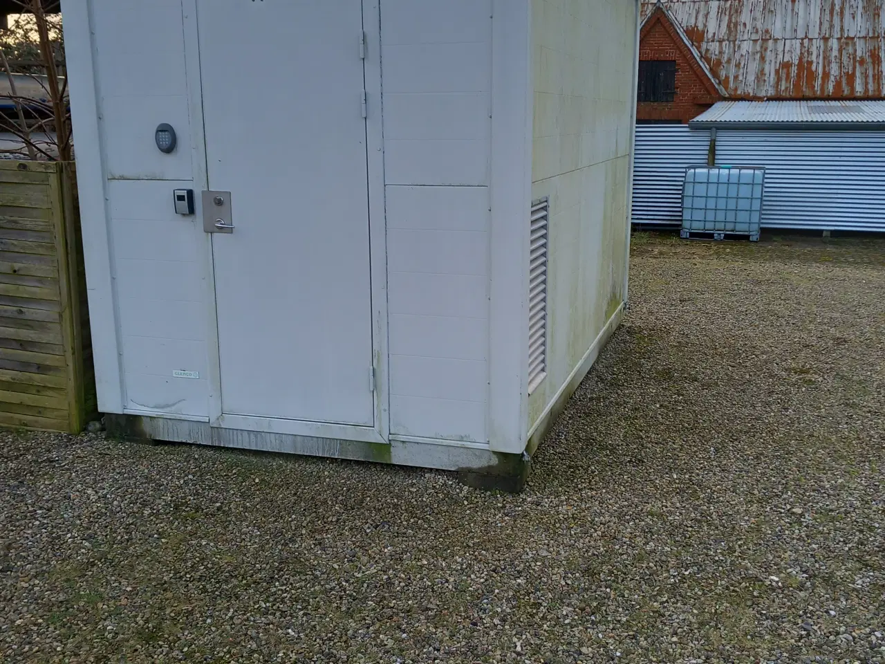 Billede 1 - Hytte sælges