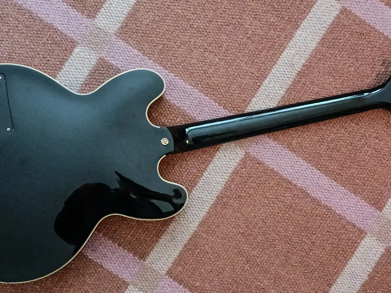 Billede 5 - Epiphone Lucille årg. 2018