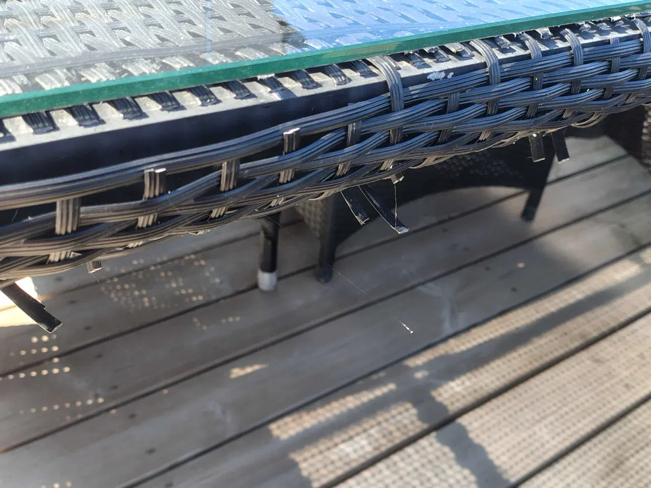 Billede 6 - Stort polyrattan havebord med glasplade