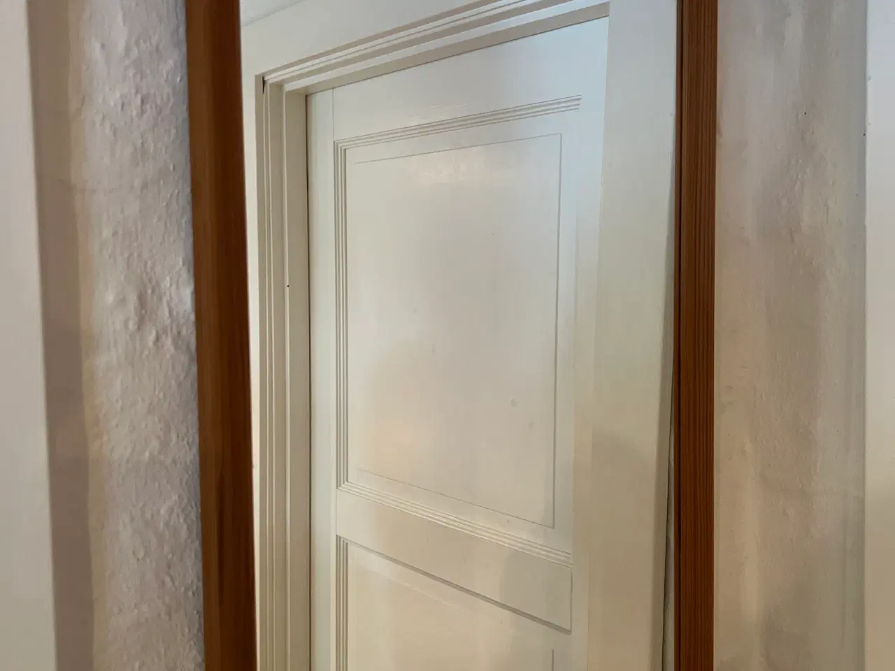 Billede 3 - Fyrretræsspejl i smukt retrolook – 110x45 cm