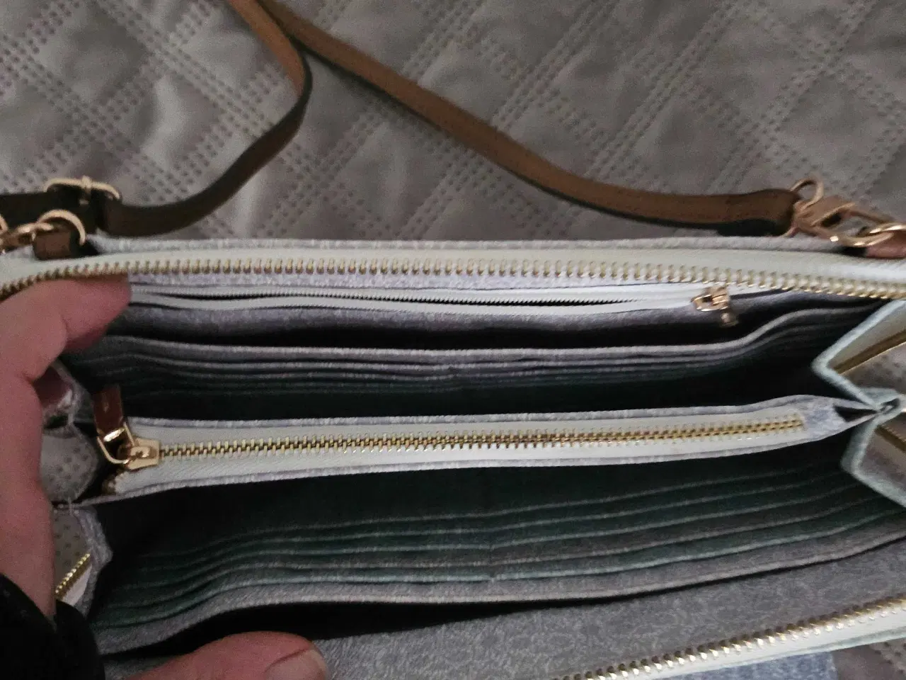 Billede 3 - Skuldertaske