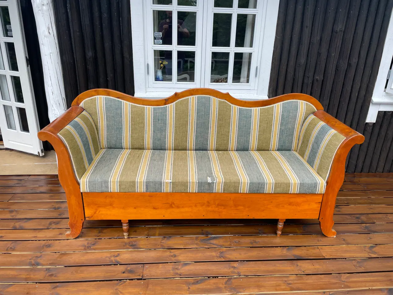 Billede 1 - Antik sofa i træ med opbevaringsplads