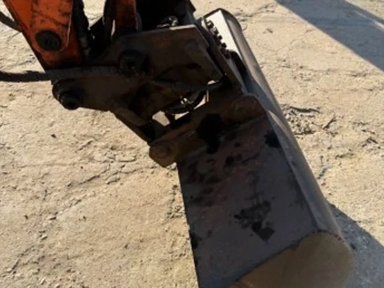 Billede 5 - Velkørende gravemaskine