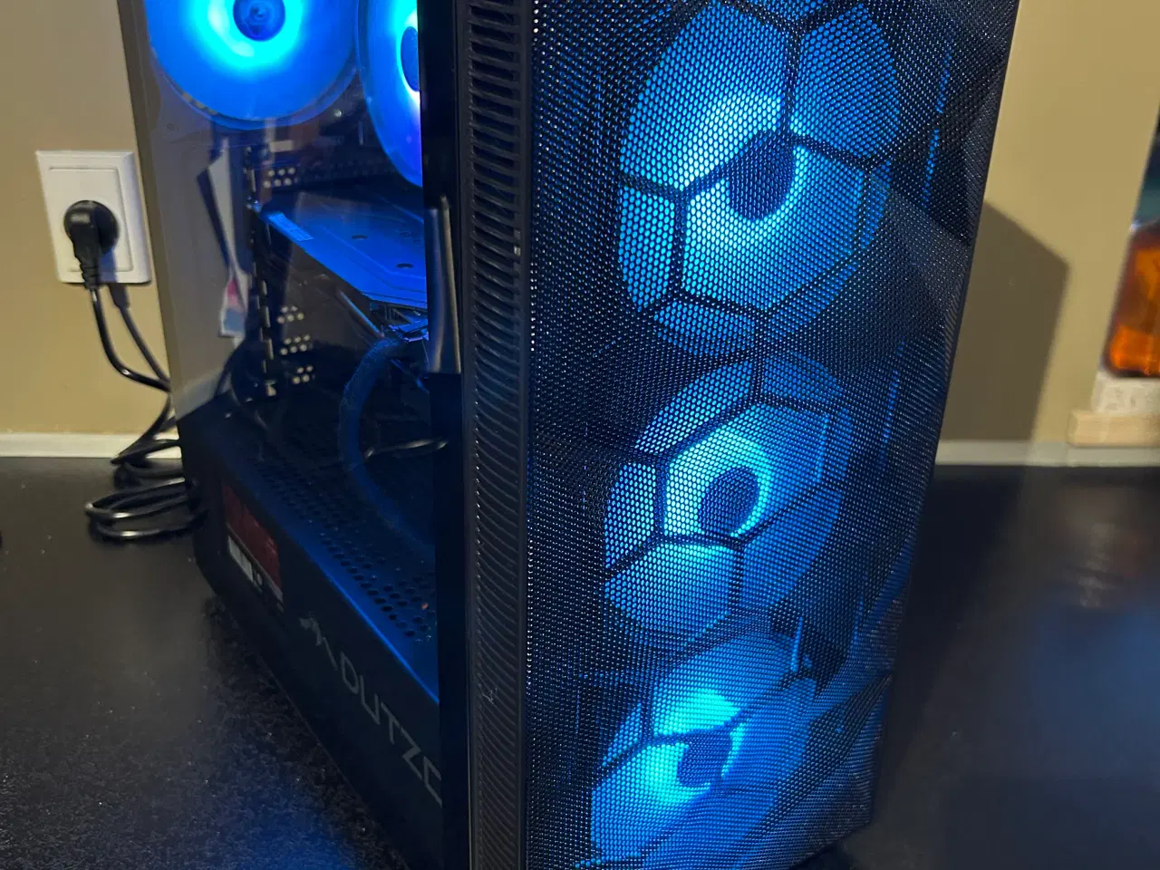 Billede 7 - ⚡ Gaming-PC med RTX 2060 & i5-9600 – Klar til eSpo