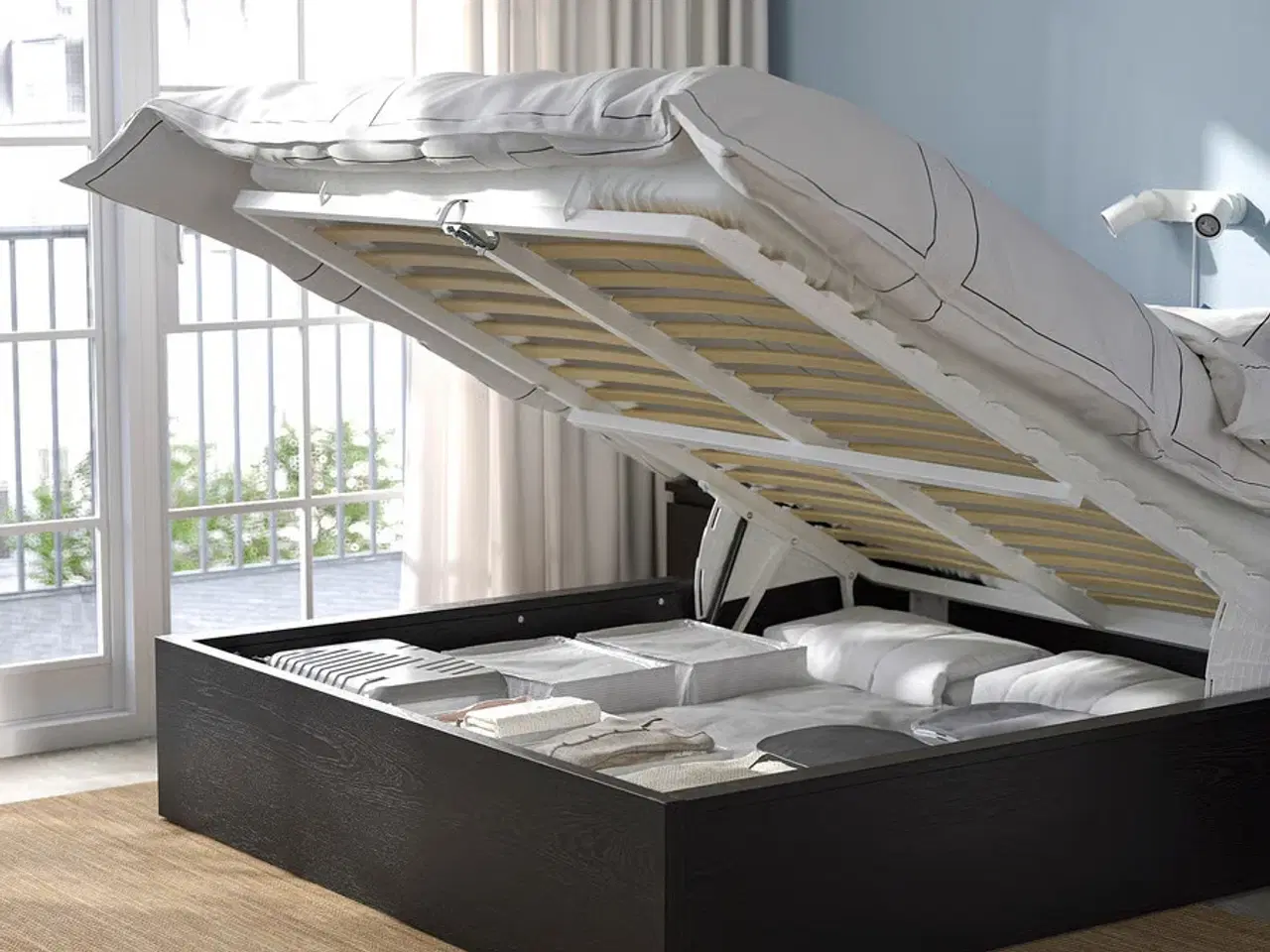 Billede 3 - IKEA MALM seng med 2 madrasser – mørkebrun, 160x20
