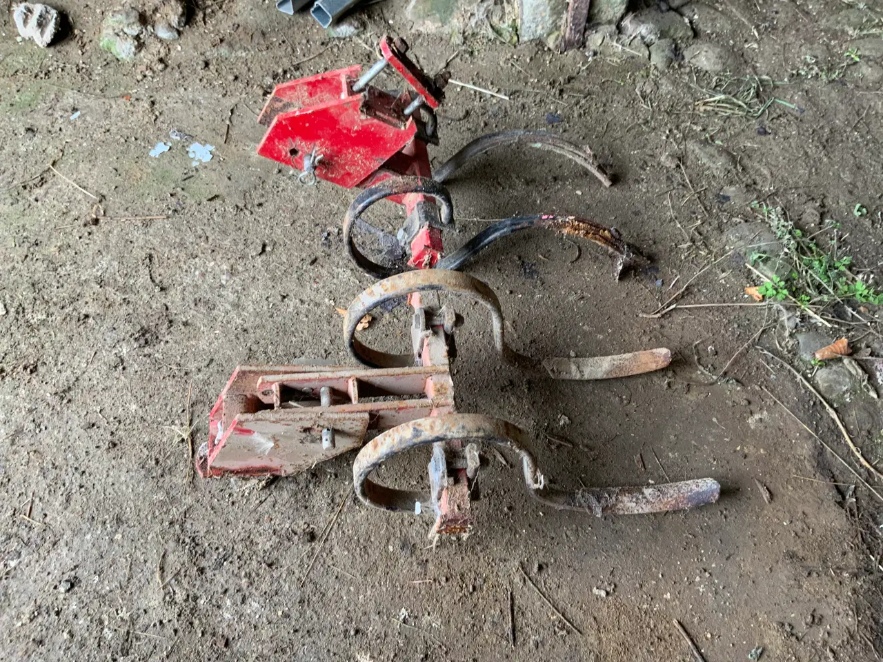 Billede 1 - Sporløsner sæt til såmaskine eller lign. 2 Stk.