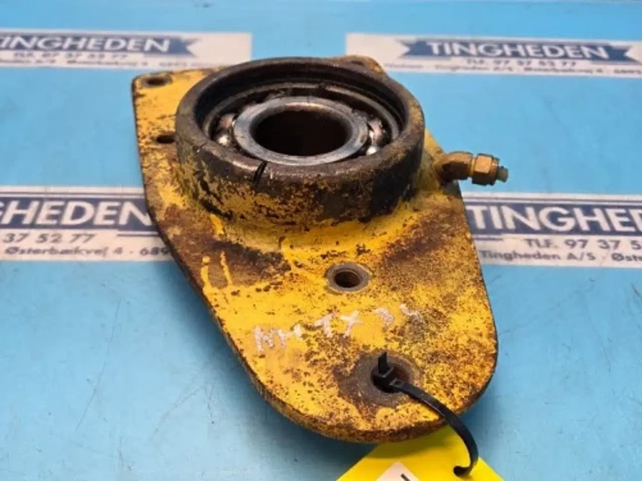 Billede 10 - New Holland TX34 Flangleje 439607