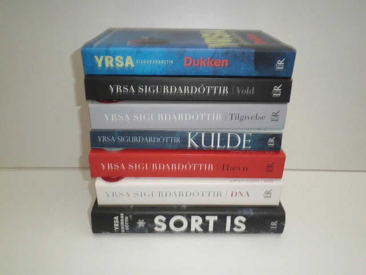 Billede 2 - 7 krimier af Yrsa Sigurdardottir