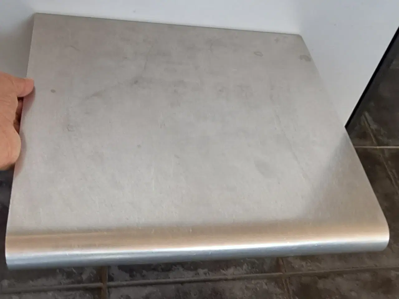 Billede 3 - Væghængt borde i rustfrit stål 
