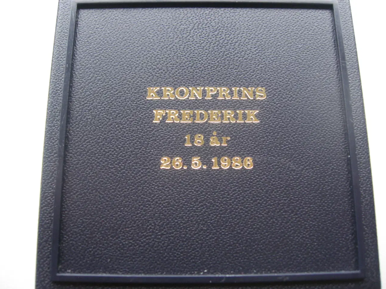 Billede 3 - Smuk sølvmønt Kong Fr.D.X 18 års fødselsdag 1986