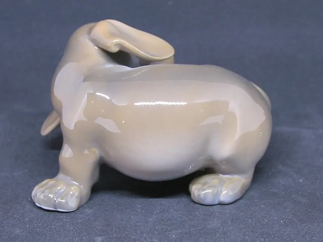 Billede 2 - Royal Copenhagen Porcelænsfigur Gravhund