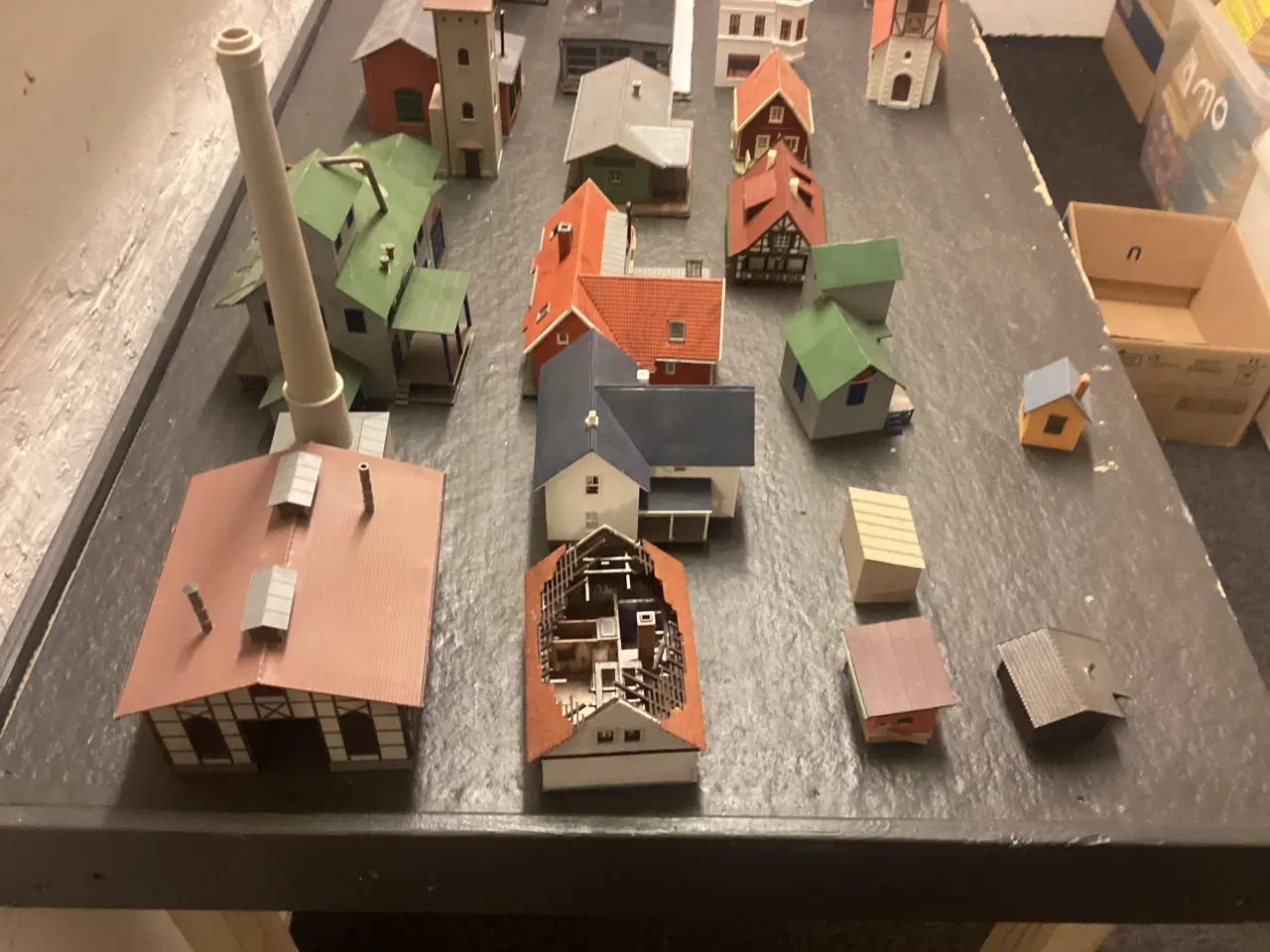 Billede 1 - Spor ho modelhuse