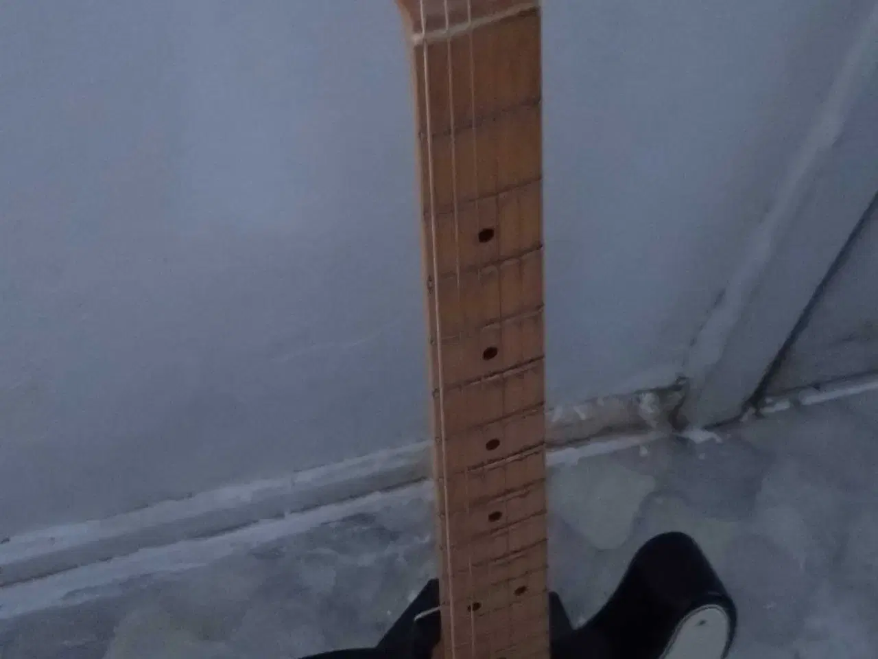 Billede 4 - God og vellydende elguitar 