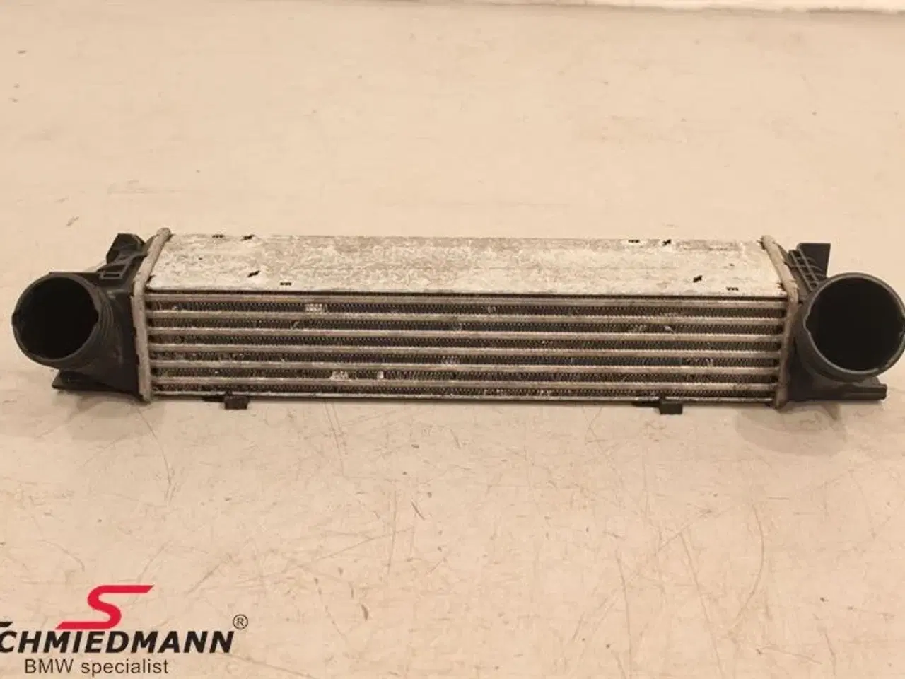 Billede 1 - Intercooler B17517798788 BMW E90 E91 E92 E93 E81 E82 E87LCI E88 E90LCI E91LCI X1 (E84) E92LCI E93LCI