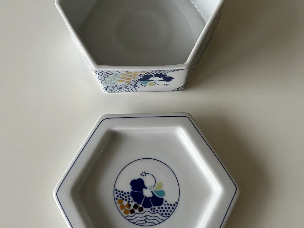 Billede 3 - Bing og Grøndahl, Porcelæn, Skål og fyrfadsstager