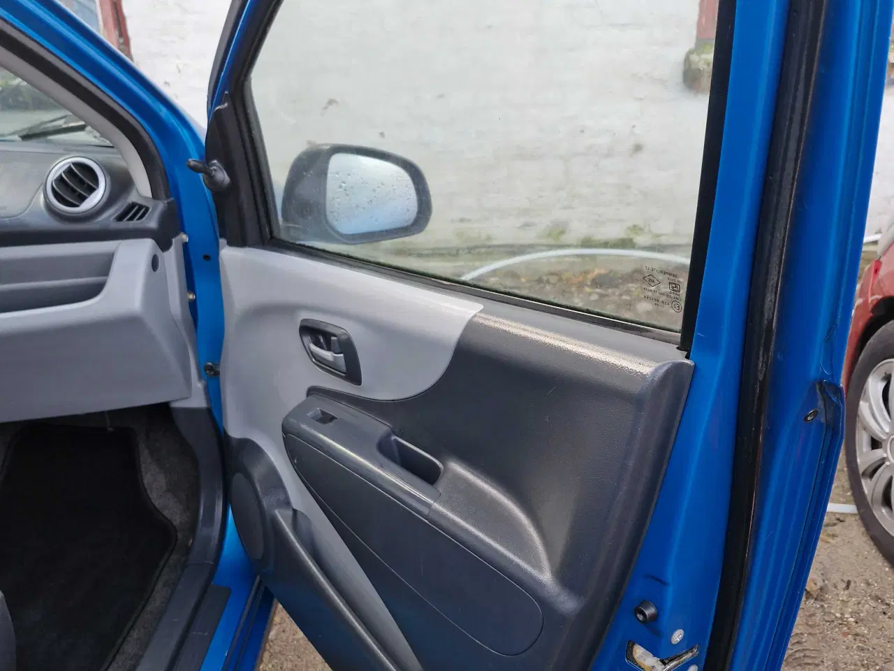 Billede 10 - Fin lille øko bil