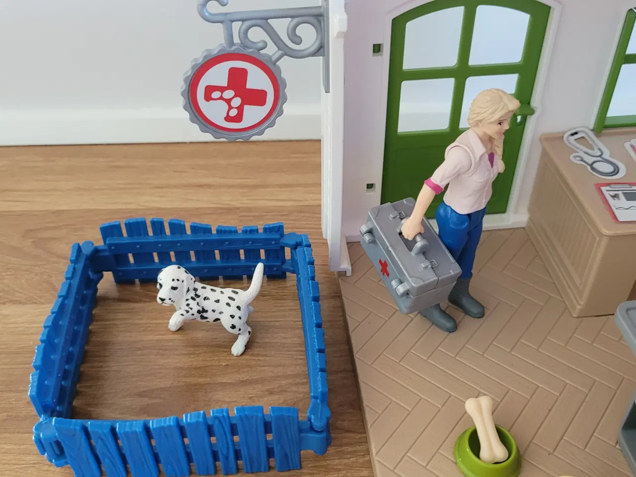 Billede 2 - Schleich dyrelægebutik