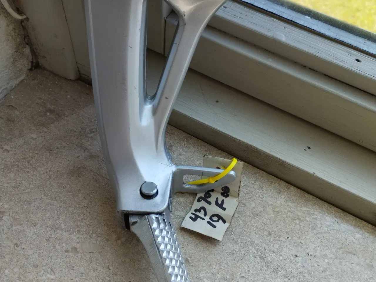 Billede 5 - Fodhviler med beslag, Suzuki SV 650S ( se%)