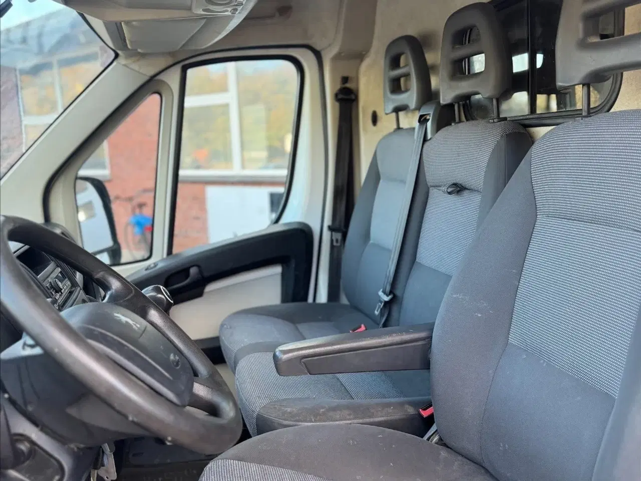 Billede 9 - Peugeot Boxer 330 2,2 HDi 100 Kassevogn L1H1 LE
