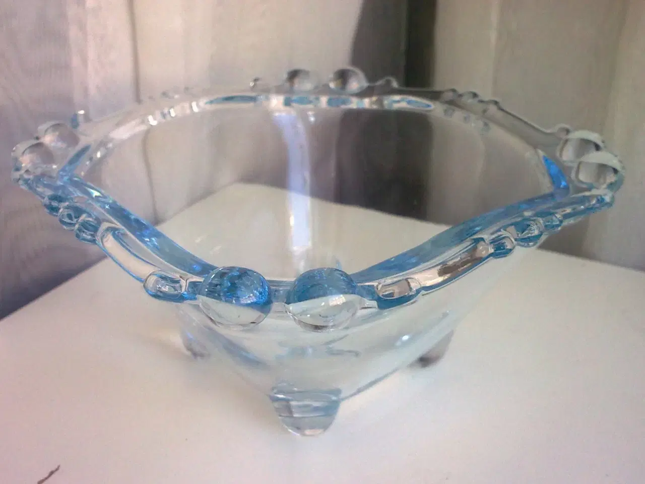 Billede 11 - Brugskunst lyseblå glasvase m luft bobbel