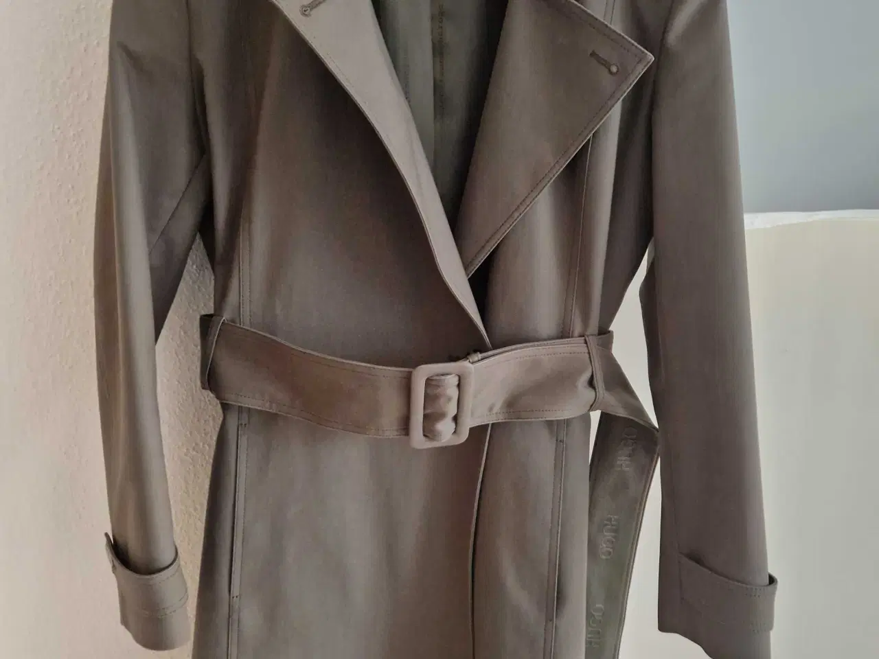 Billede 8 - Hugo Boss Trenchcoat