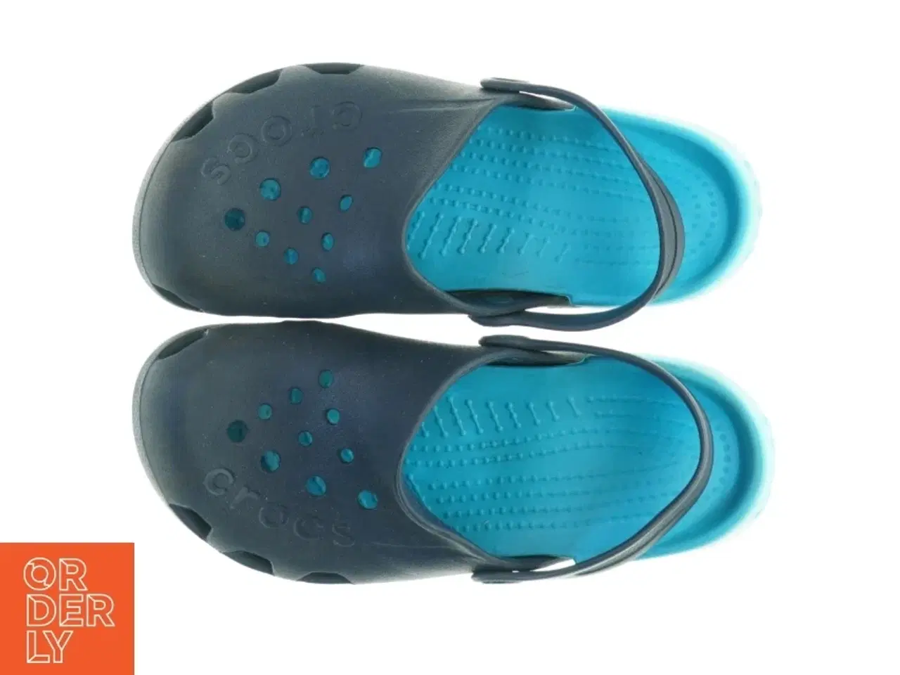 Billede 5 - Sorte og blå sko fra Crocs (str. Ukendt. 24,5 cm lang)