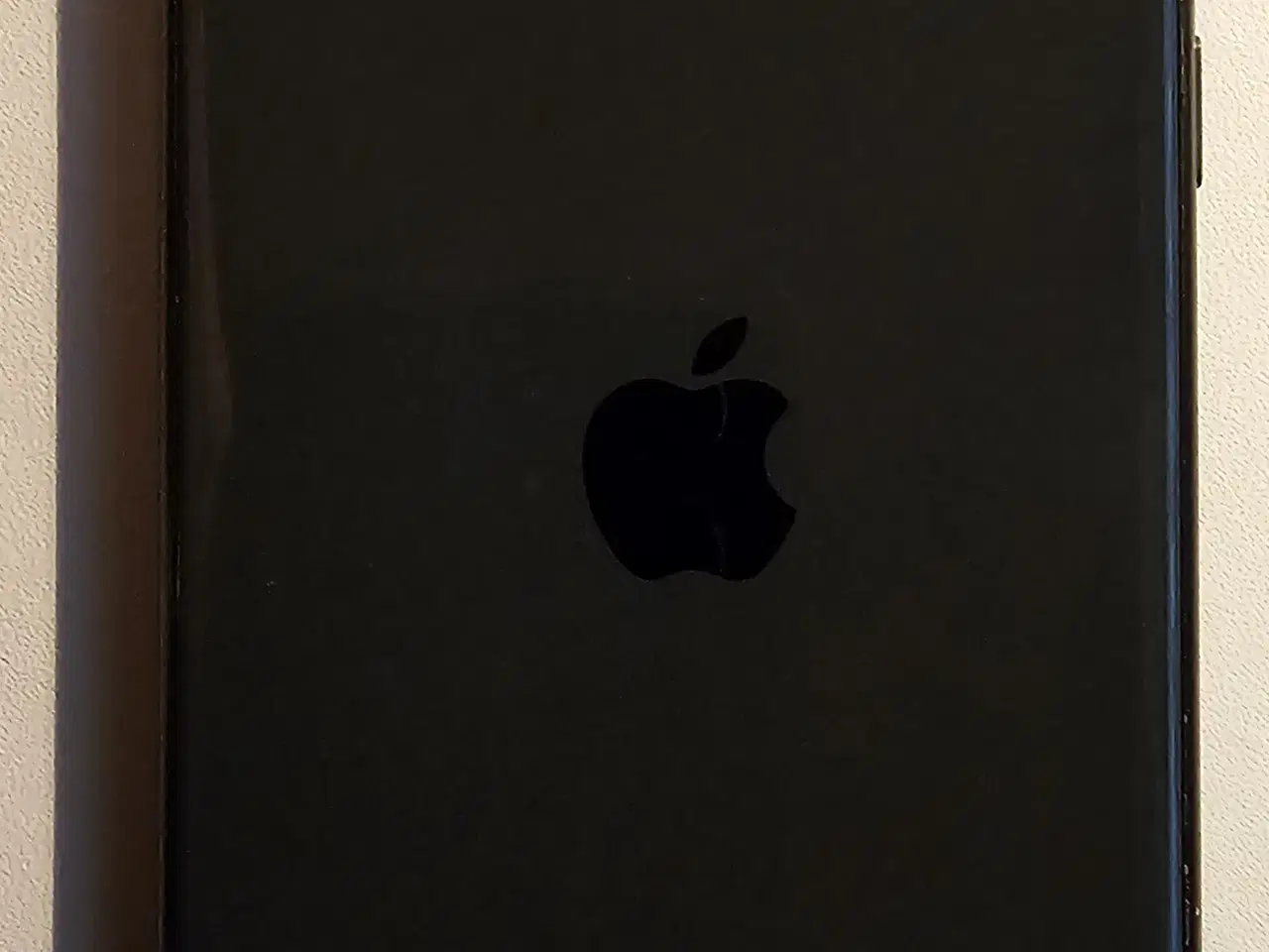 Billede 4 - iPhone SE 2.gen 128 GB Sort