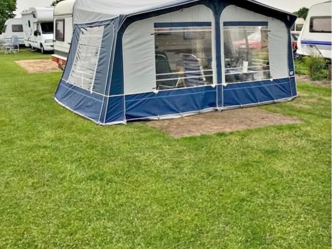 Billede 1 - Fortekt til campingvogn A mål 925 